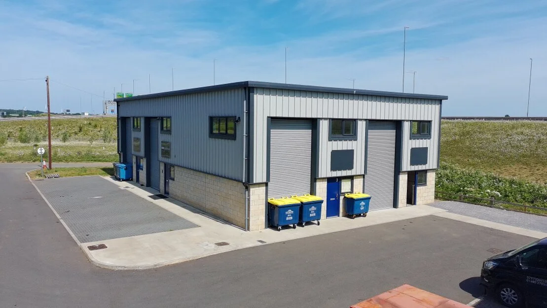 Industrial yard with parking and loading space